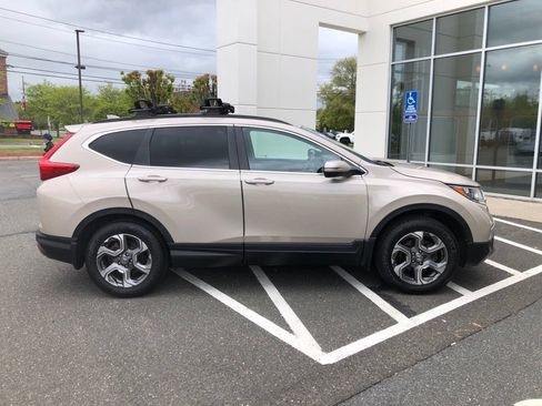 Certified 2017 Honda CR-V EX-L image 2