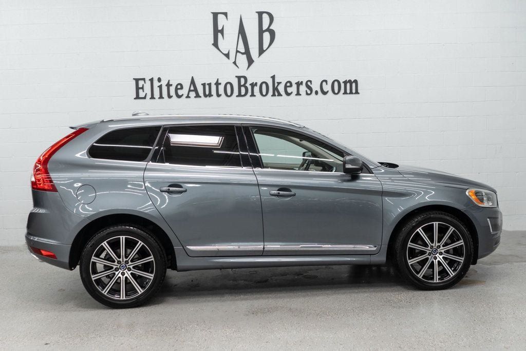 Used 2016 Volvo XC60 T5 Premier w/ Proximity Package FWD image 5