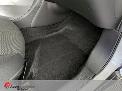 Used 2014 Nissan Juke S image 31