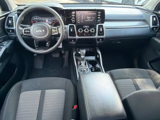 Used 2023 Kia Sorento LX FWD image 22