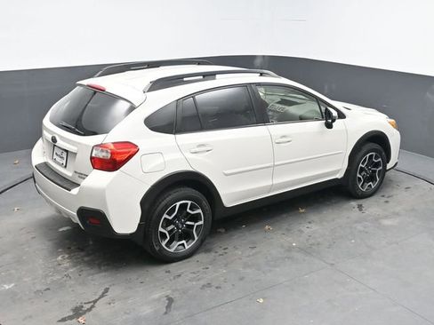 Used 2017 Subaru Crosstrek 2.0i Limited image 29