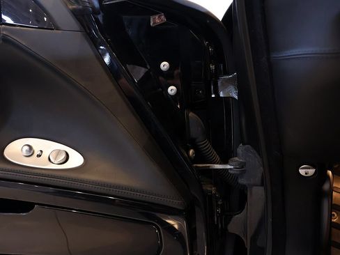 Used 2001 BMW Z8 RWD image 46