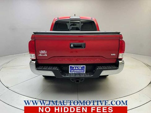 Used 2017 Toyota Tacoma SR5 image 4