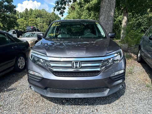 Used 2018 Honda Pilot EX image 2