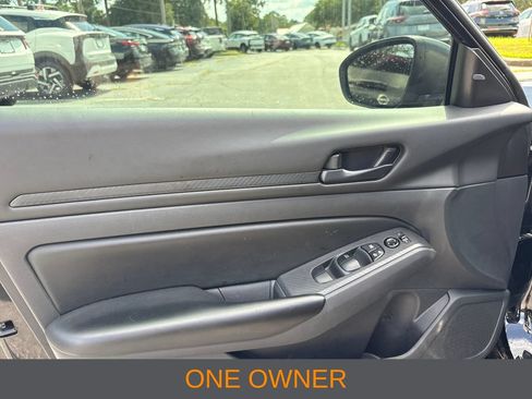 Used 2025 Nissan Altima 2.5 S FWD image 3