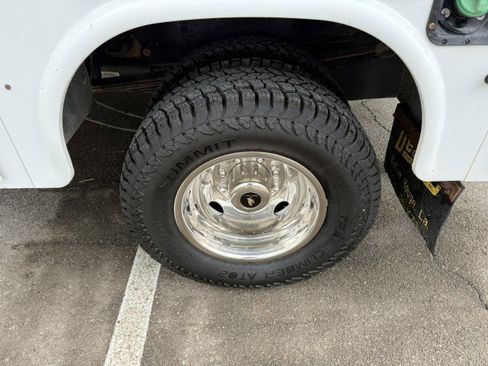 Used 2018 Ford F350 XL w/ Power Equipment Group image 24