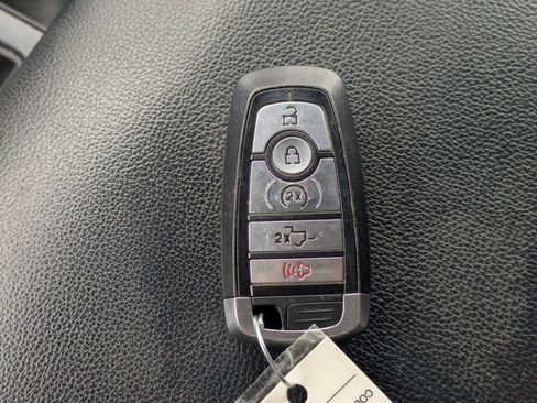 Used 2022 Ford F150 Lariat w/ Equipment Group 502A High AWD/4WD image 34