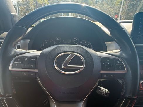 Used 2023 Lexus GX 460 Premium w/ Premium Package image 38