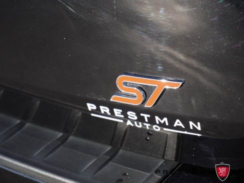 Used 2025 Ford Explorer ST image 25