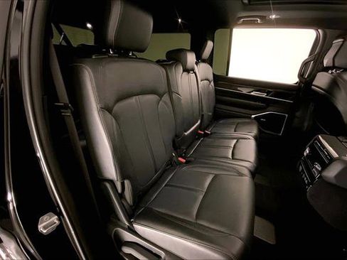 Used 2022 Jeep Wagoneer Series II w/ Premium Group I image 15