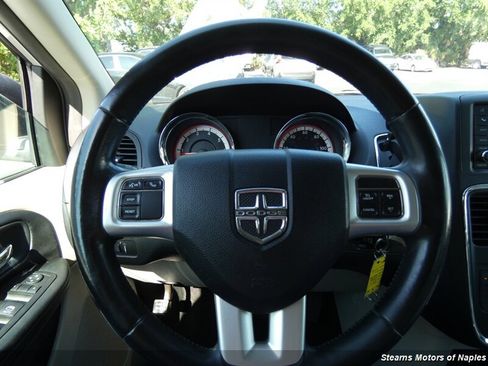 Used 2011 Dodge Grand Caravan Mainstreet w/ PWR Convenience Group FWD image 24