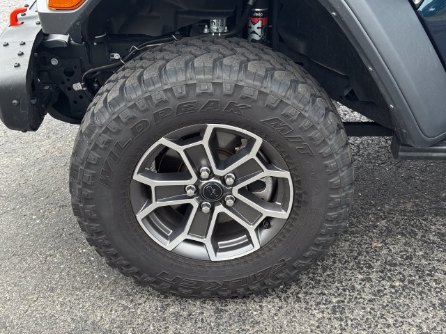 Certified 2025 Jeep Gladiator Mojave w/ Steel Bumper Group AWD/4WD image 10