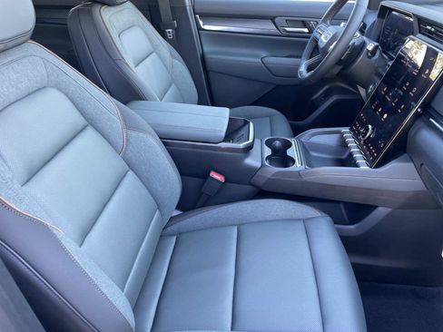 New 2026 GMC Terrain AT4 image 26