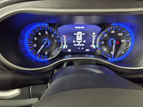 New 2026 Chrysler Pacifica Select FWD image 13