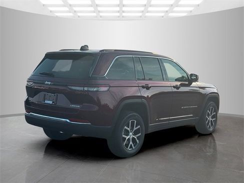 New 2025 Jeep Grand Cherokee Limited w/ Luxury Tech Group II image 7