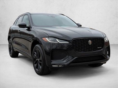 Used 2025 Jaguar F-PACE R-Dynamic S AWD/4WD image 5