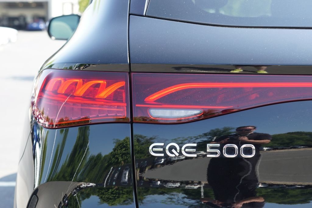 Certified 2023 Mercedes-Benz EQE 500 4MATIC SUV image 17