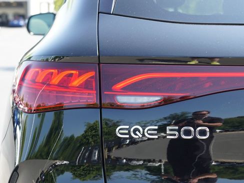 Certified 2023 Mercedes-Benz EQE 500 4MATIC SUV image 17