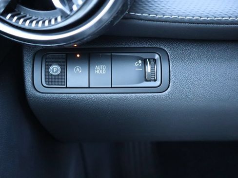 New 2027 Chevrolet Equinox LT w/ Convenience Package II FWD image 20