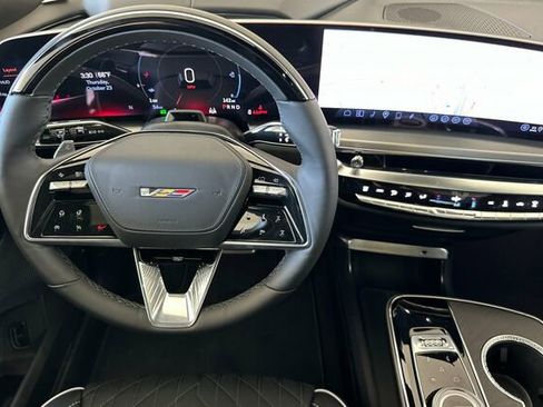 New 2026 Cadillac Lyriq V w/ Exterior Carbon Fiber Package image 14