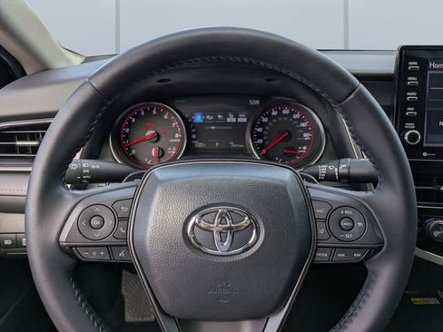 Used 2023 Toyota Camry XSE FWD image 28