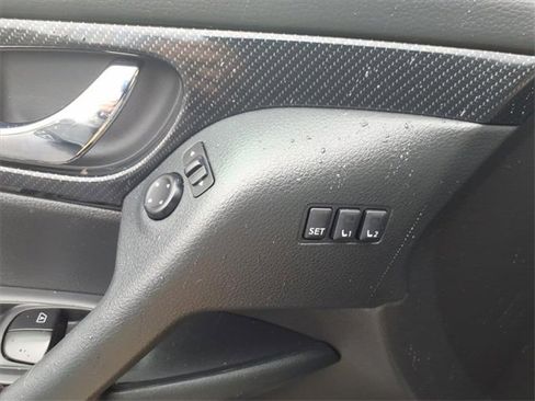 Used 2020 Nissan Rogue SL w/ Premium Package image 9