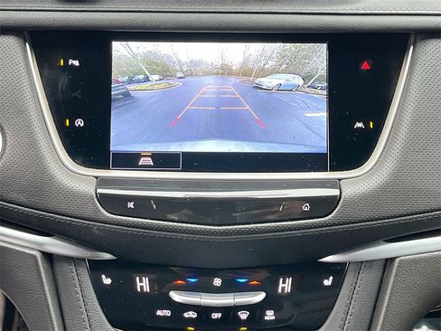 Certified 2024 Cadillac XT6 Luxury w/ LPO, Floor Liner Package image 12