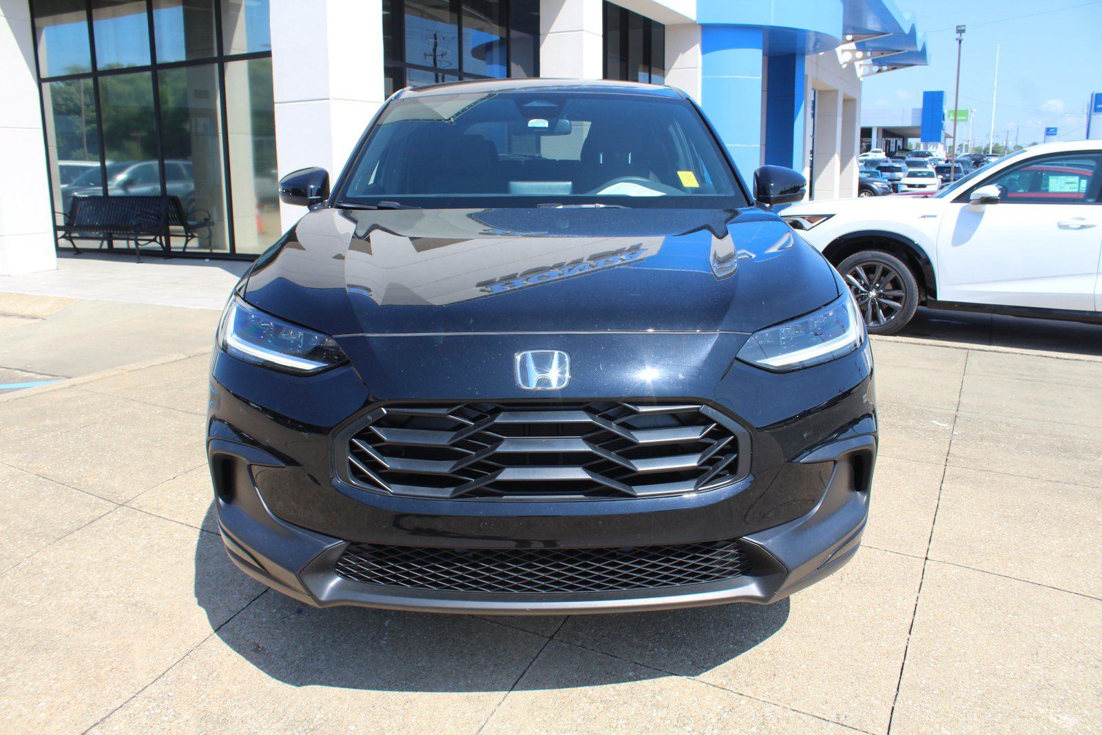 Used 2024 Honda HR-V Sport image 2