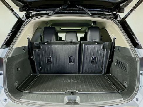 Used 2025 Nissan Pathfinder Platinum w/ Cargo Package image 20