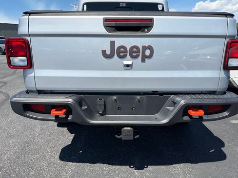 Used 2022 Jeep Gladiator Mojave w/ Cold Weather Group AWD/4WD image 4