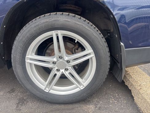 Used 2011 Toyota Highlander Limited w/ Tow Pkg image 8