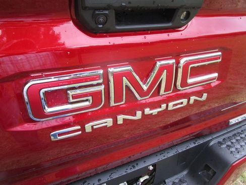 New 2026 GMC Canyon Elevation w/ Convenience Package image 12