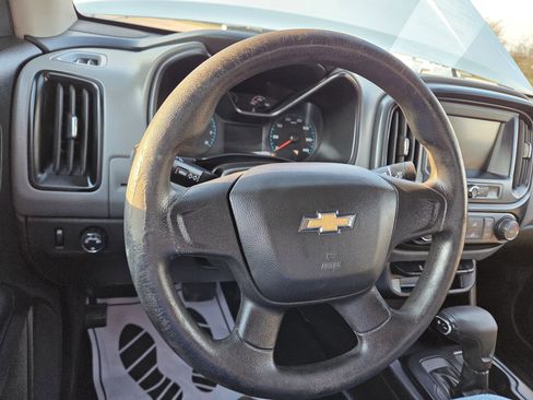 Used 2018 Chevrolet Colorado W/T image 25