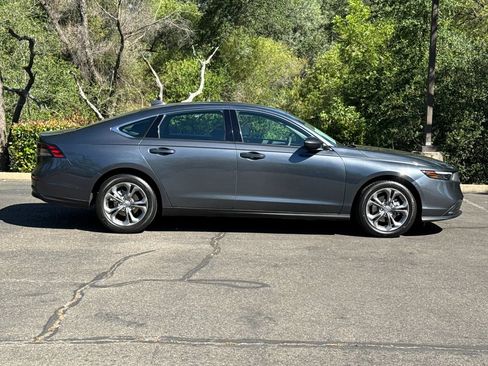Used 2024 Honda Accord EX image 4
