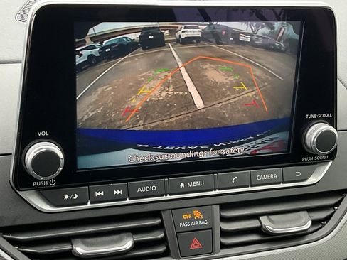 Used 2025 Nissan Altima 2.5 SR image 29