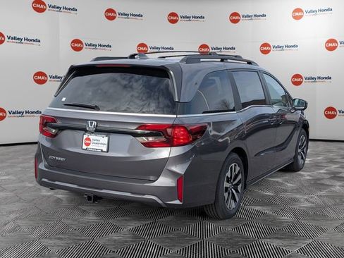 New 2026 Honda Odyssey EX-L image 5