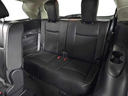 Used 2019 INFINITI QX60 Luxe w/ Essential Package image 31