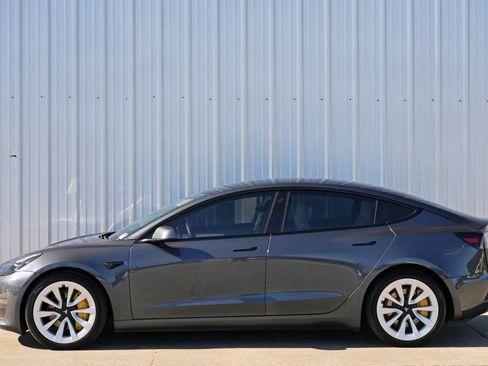 Used 2022 Tesla Model 3 image 48