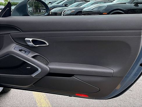 Used 2018 Porsche 911 Carrera RWD image 26