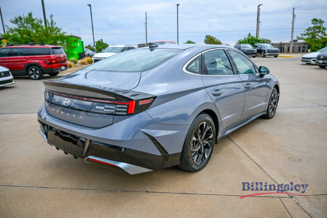 Used 2025 Hyundai Sonata SEL FWD image 5