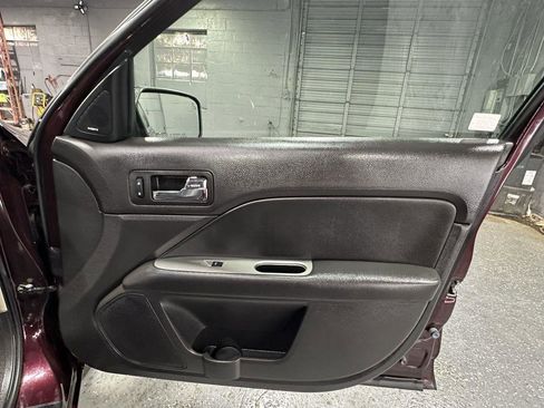 Used 2011 Ford Fusion SEL w/ 302A Rapid Spec Order Code FWD image 37