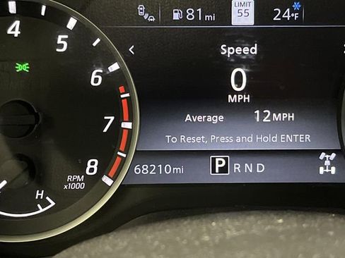 Used 2020 Nissan Titan SV w/ SV Convenience Package image 6