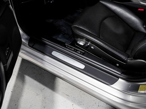 Used 2011 Porsche 911 Targa 4 image 22