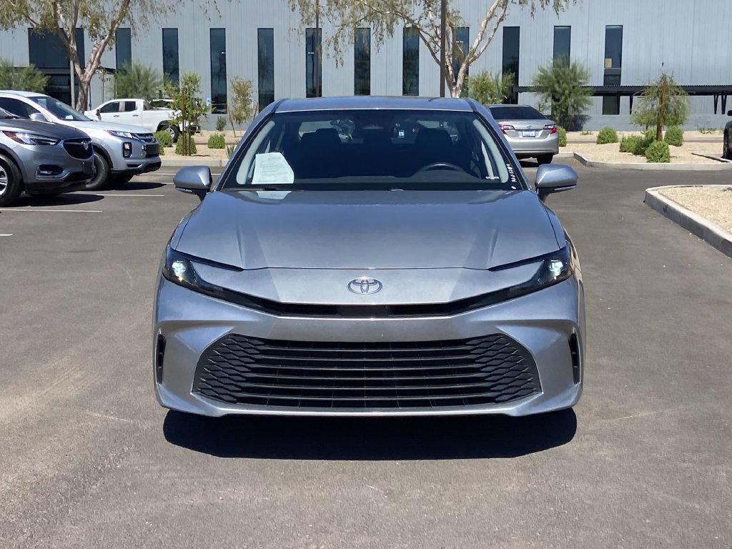 Used 2025 Toyota Camry LE FWD image 3
