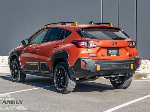 Used 2024 Subaru Crosstrek 2.5i Wilderness w/ Crosstrek Mirror Package image 5