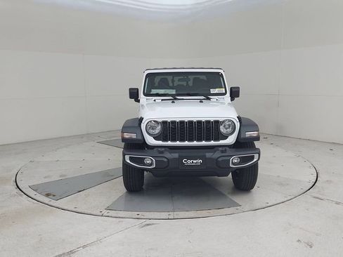 New 2026 Jeep Gladiator Sport image 6