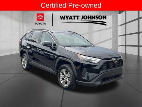 Certified 2025 Toyota RAV4 LE AWD/4WD image 7