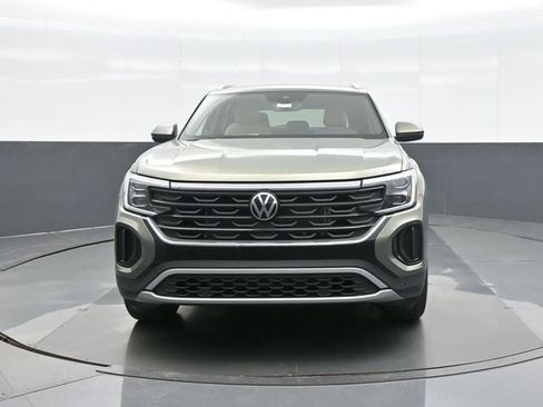 New 2026 Volkswagen Atlas Cross Sport SE AWD/4WD image 2