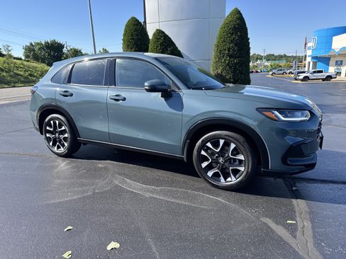 New 2026 Honda HR-V EX-L image 1