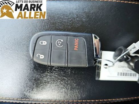 Used 2020 Jeep Compass Limited AWD/4WD image 34